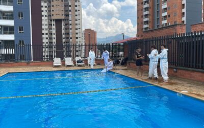 Formación en Acción! Estudiantes de la Técnica Laboral en Investigador Criminalístico y Judicial de Unisabaneta en Práctica de Campo Acuático 🌊