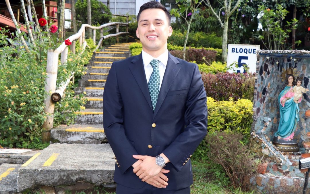 Bienvenida al Decano (e) de la Facultad de Derecho, Ciencias Sociales y Humanas