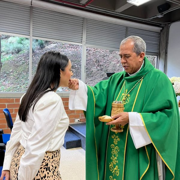 Eucaristía (1)